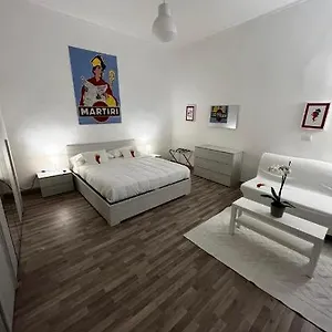 Appartamento Scaramanzia, Napoli